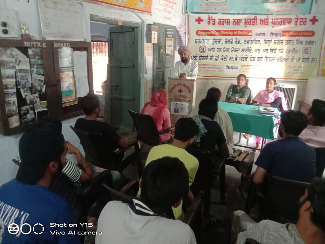 थीम: हमारी नर्सें, हमारा भविष्य:- नर्सों की देखभाल से अर्थव्यवस्था मजबूत होती है।
